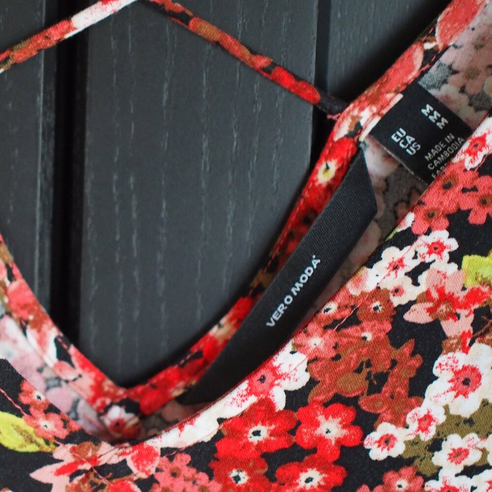 Vero Moda | Long Sleeveless Floral Dress - Picture 2 of 8